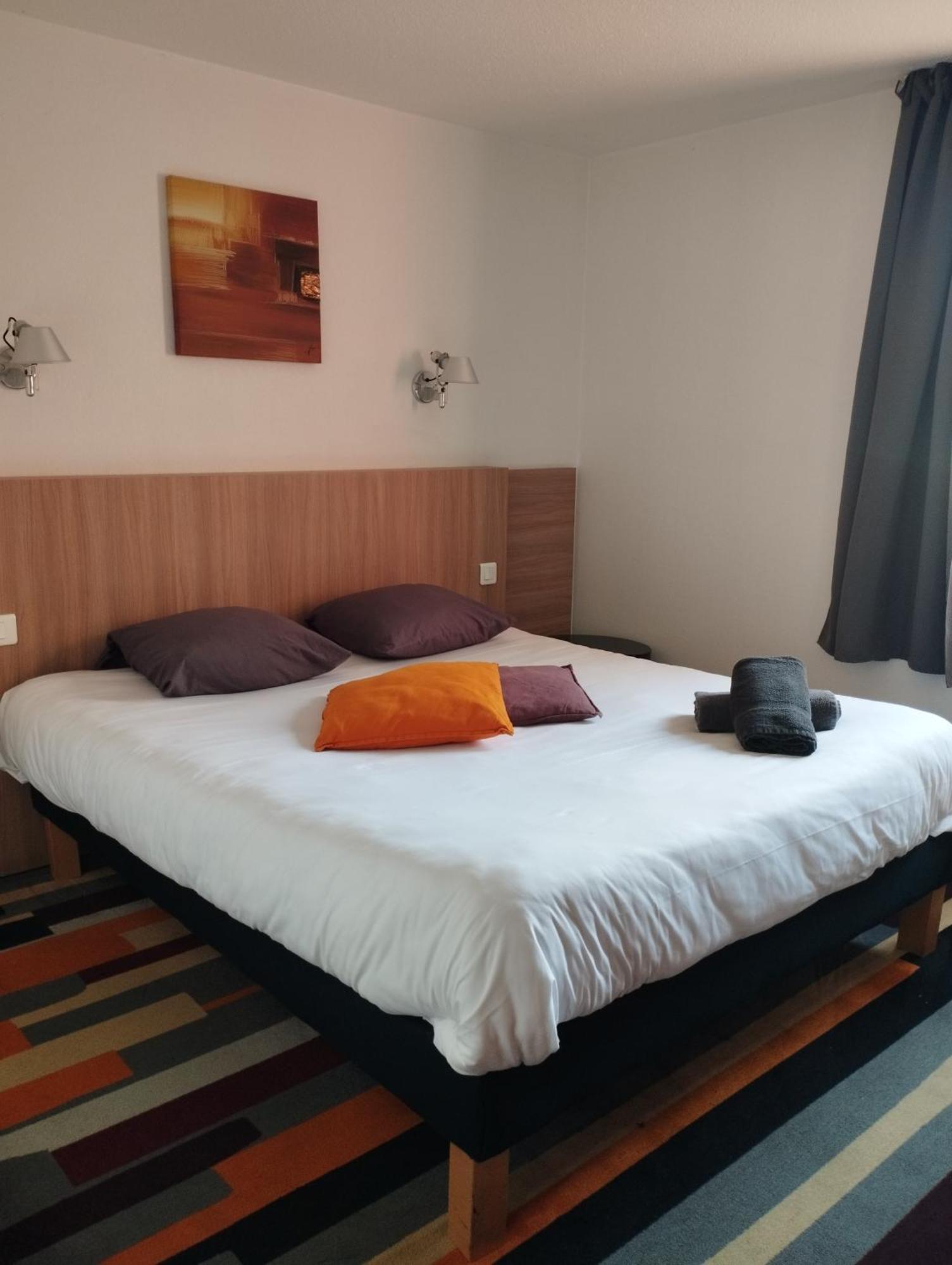 Kyriad Direct Agen Кастелькюлье Экстерьер фото